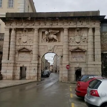 Martha Zadar