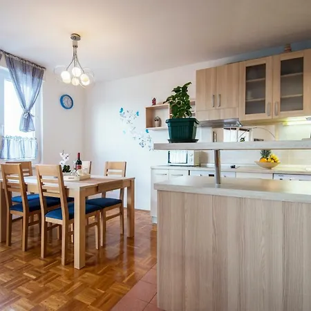 Martha Apartment